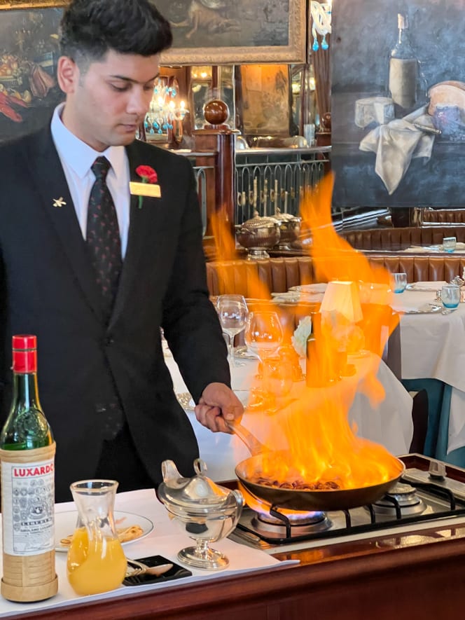 The English Grill - 8