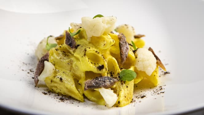 Giù upside down Restaurant - 5