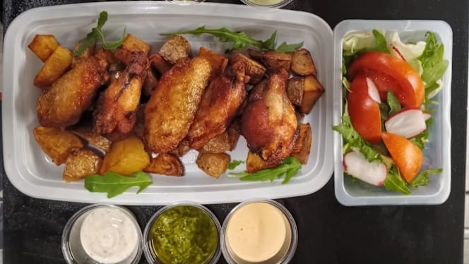 Lobos And More Company - Milano - 9