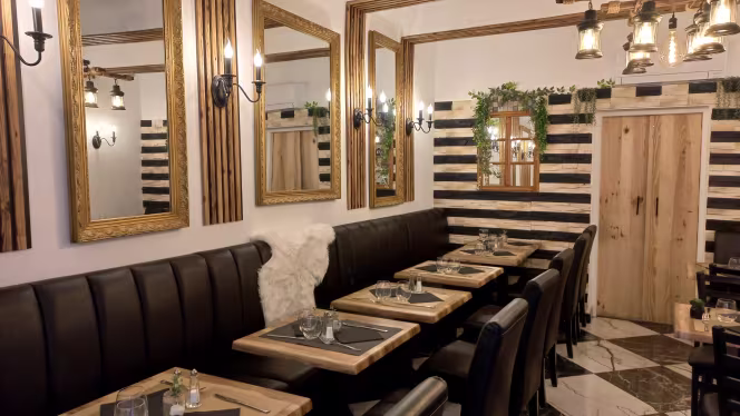 Palmyra - Aix en Provence - 1