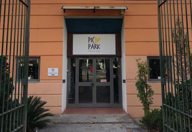 Pic Park - Family Restaurant - 1