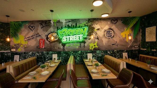 Green Street - 9