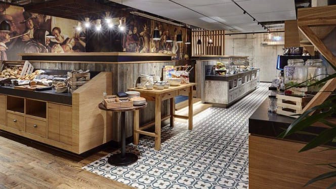 me and all hotel mainz - 5