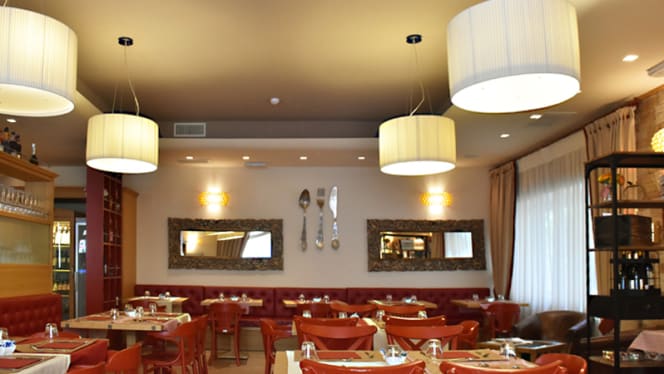 Bistro Concorde food and drink - 7