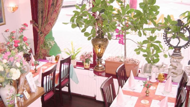 Gandhi Indiaas Specialiteiten Restaurant - 4