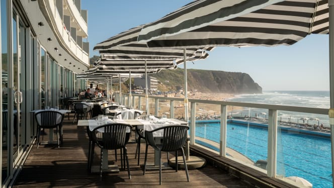 Terrace - Hotel Arribas - 9