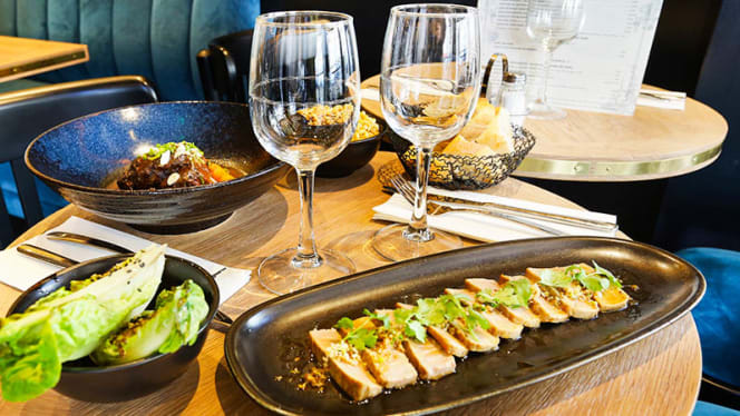 Le Village Madeleine - Paris - 1