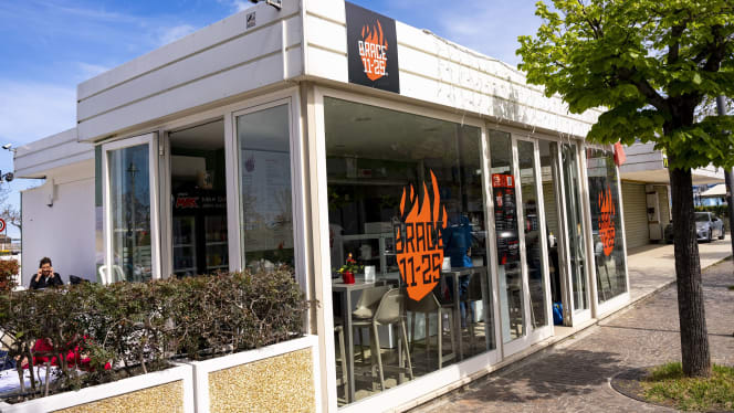 Brace 11 25 - Rimini - 0