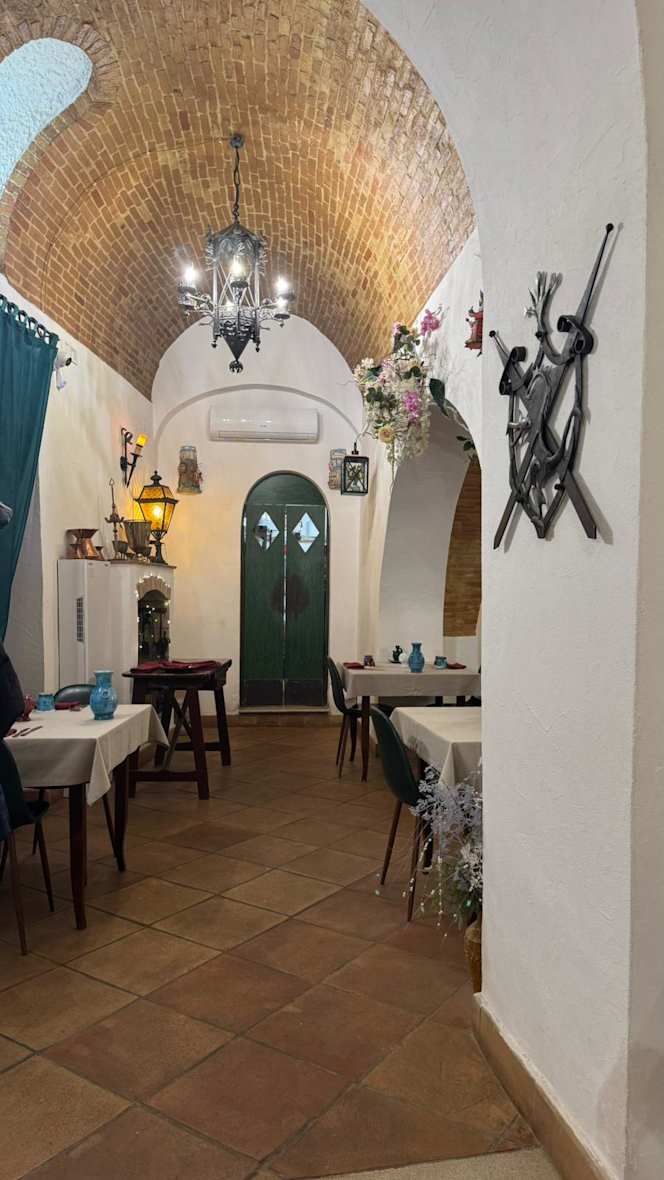 La Taberna Federiciana - Cucina Tipica E Braceria - 2