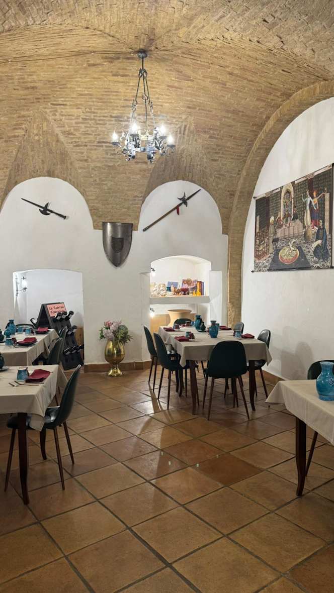 La Taberna Federiciana - Cucina Tipica E Braceria - 4