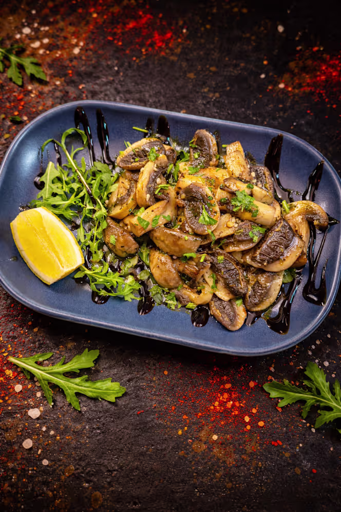 Mediterraneo Restaurant - 7