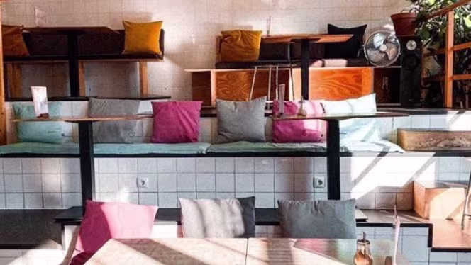 The Breakfast Club - Bellamystraat - 5