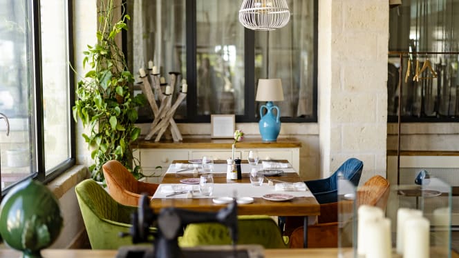 Autentico Wine & Restaurant - 6