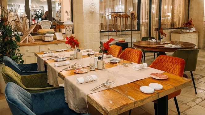 Autentico Wine & Restaurant - 9