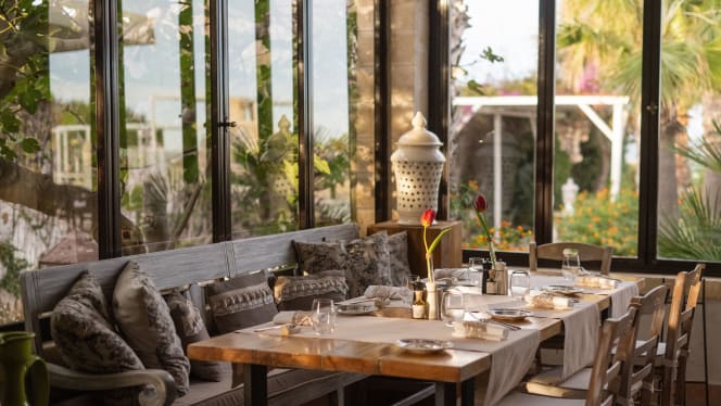 Autentico Wine & Restaurant - 5