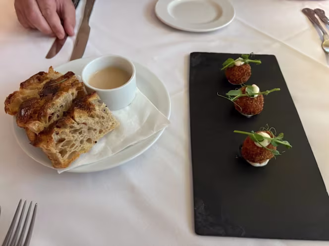 The Noble Goose Brasserie - 1