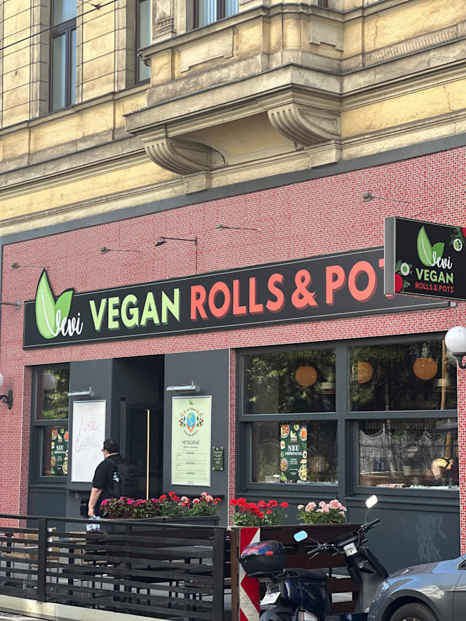 Vevi Vegan Rolls & Pots - 7