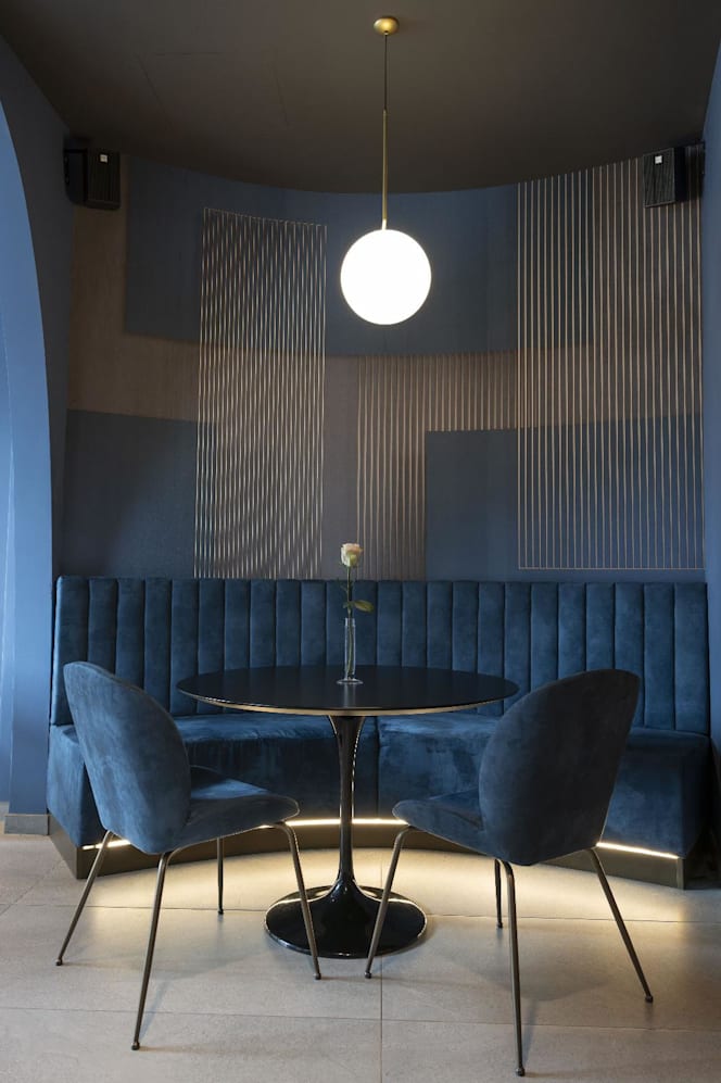 Bon Ton Lounge Bar - 7