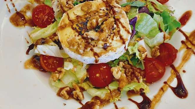 The Garrison - Sociedad Recreativa - 2