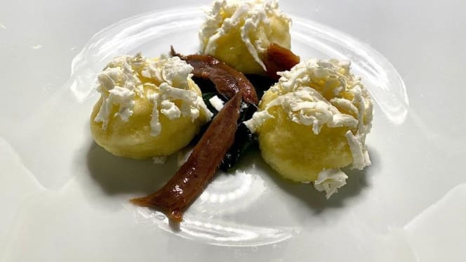 Maluentu Skyline Bar & Restaurant - 4