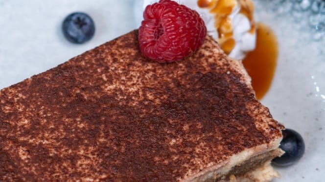 Absolut Restaurant & Bar - 1