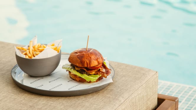 Bungalow Pool Bar & Grill Ibiza - Cala Llonga - 4