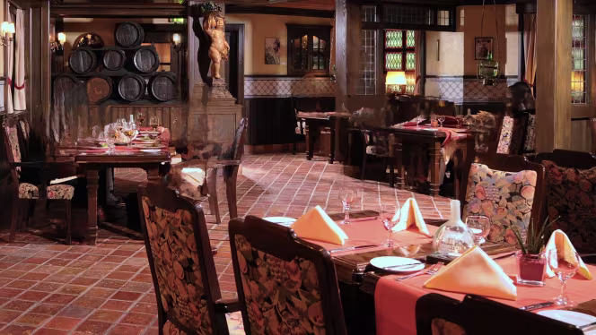 Fränkische Weinstube: Maritim Hotel Würzburg - 0