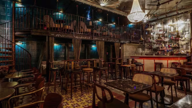 Bar Brasserie Les Blouses Blanches - Paris - 9