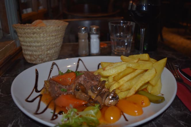 Bar Brasserie Les Blouses Blanches - Paris - 4