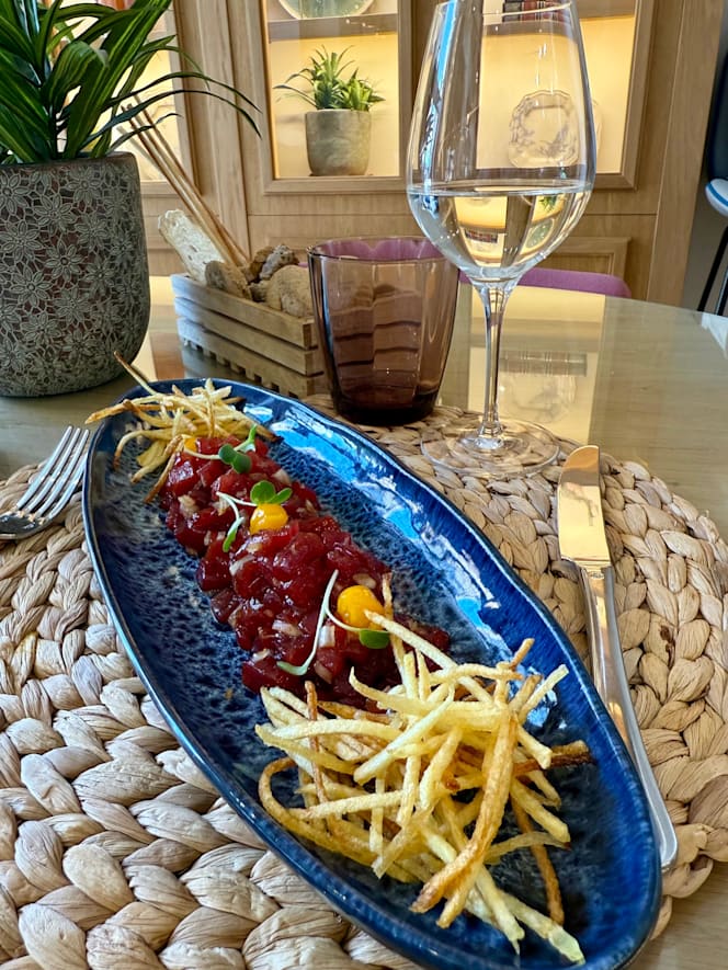 Bellini Food and Bar - 1