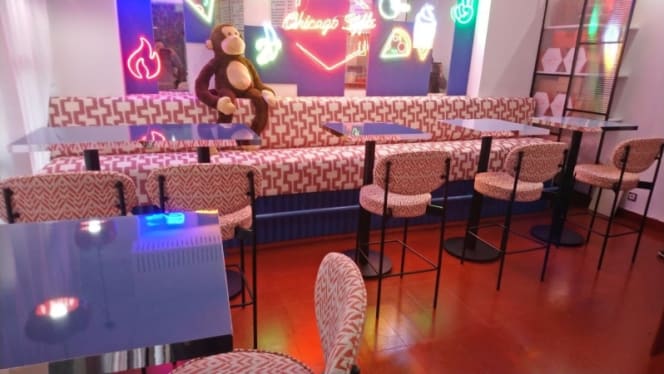 Chicago Style Pizza - Maudes - 6