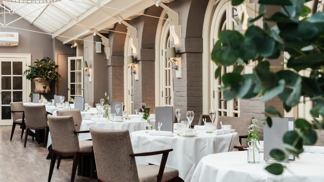 Chewton Glen Dining Room - 5