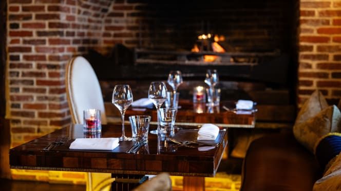 The Crazy Bear Beaconsfield - English Restaurant - 9