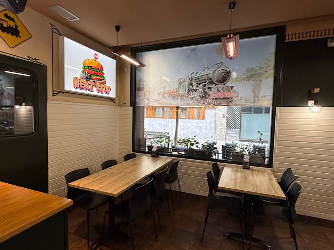 Next Stop Burger - 2