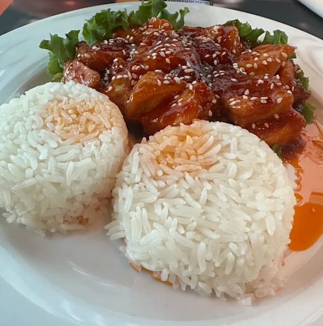 Ulaanbaatar Mongolian Restaurant - 3