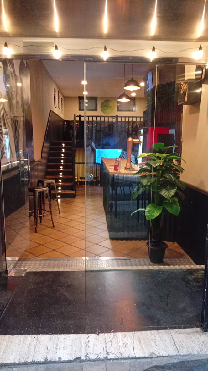 Aleo restobar-cafe - 4