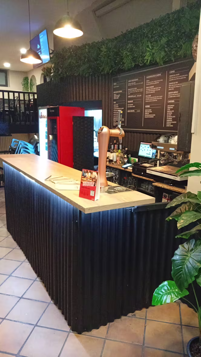 Aleo restobar-cafe - 3