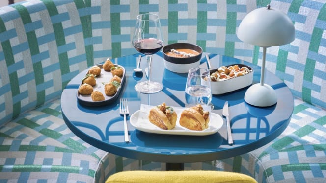 La Santa Maria - Hotel Barceló Torre de Madrid - 1