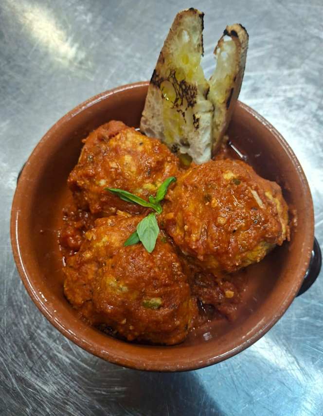 Little Rock Country Food & Drinks - 7