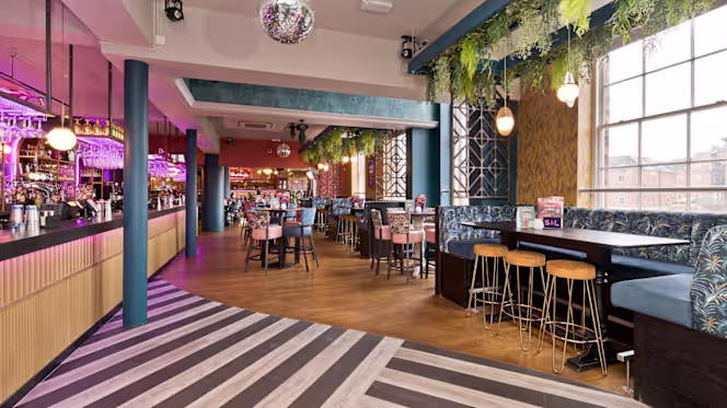Slug & Lettuce York Riverside - 2