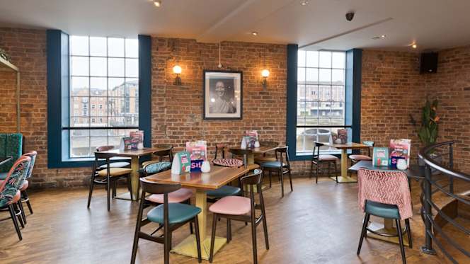 Slug & Lettuce York Riverside - 4