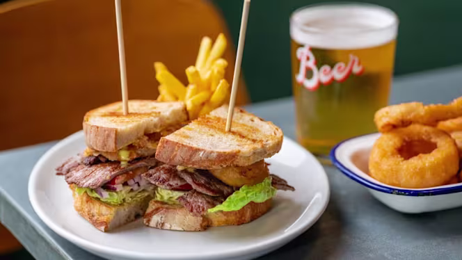 Barbican Bar & Grill by Searcys - 6