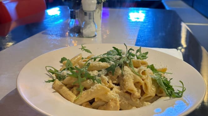 Okay Pizza Burger - 6