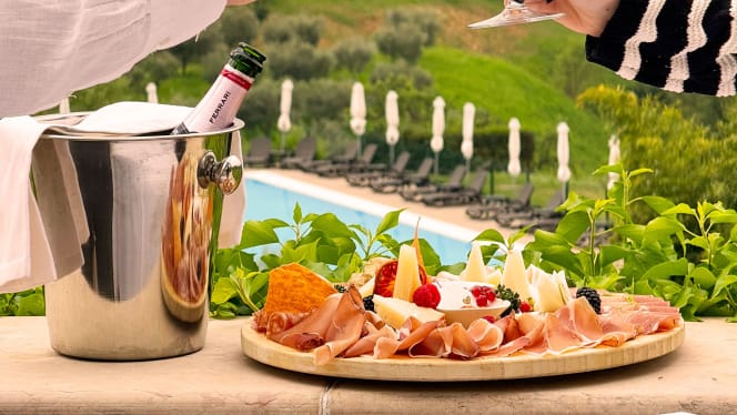 Belvedere Panoramic Restaurant - 1