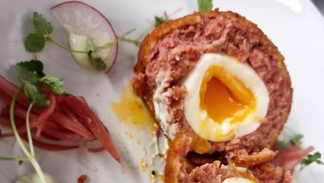 1935 Rooftop Restaurant - Holiday Inn Southend - 6