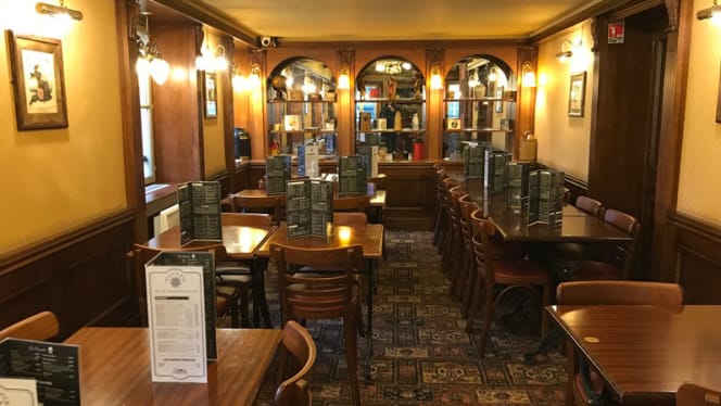 Helio's Pub - Versailles - 8