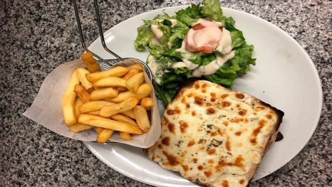 Helio's Pub - Versailles - 5