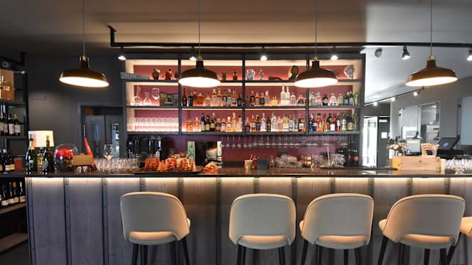 Tutt'Appost Enoteca Wine Bar - 1