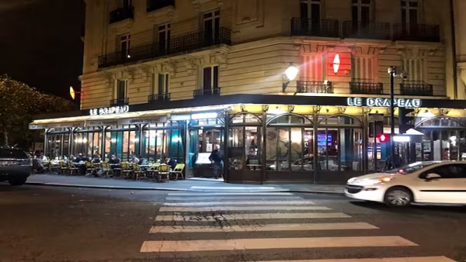 Le Drapeau - 9