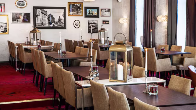 Grand Hotel Alingsås - 0